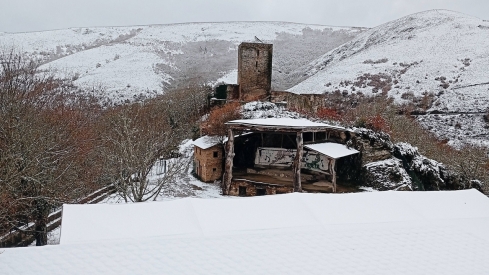 Nieve por la borrasca Ingrid en Balboa | Foto: Grupo de Facebook Balboa (El Bierzo), autor: Julián Manuel