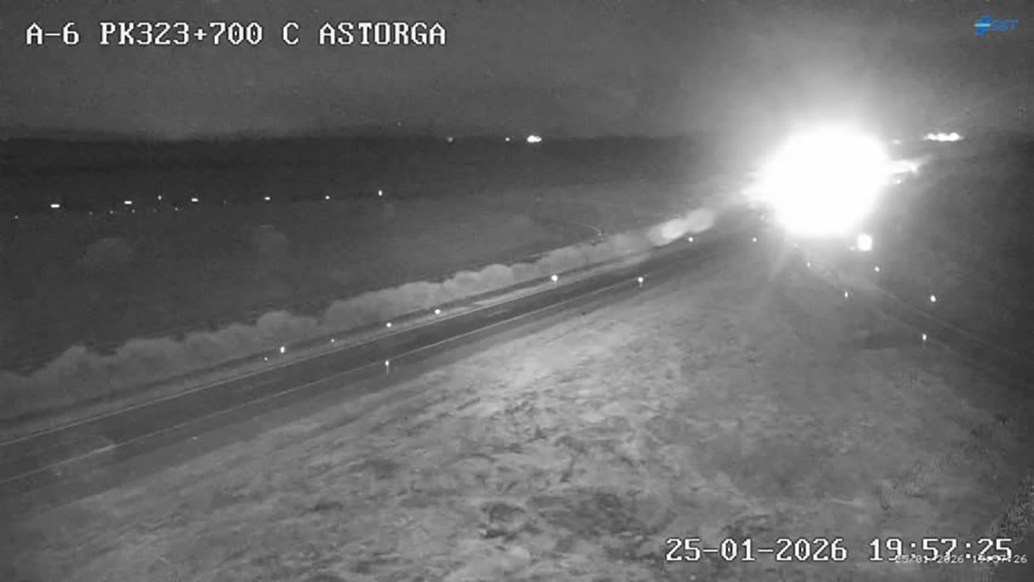 La A6 a su paso por Astorga este domingo | Foto: Cámaras de la DGT La A6 a su paso por Astorga este domingo | Foto: Cámaras de la DGT