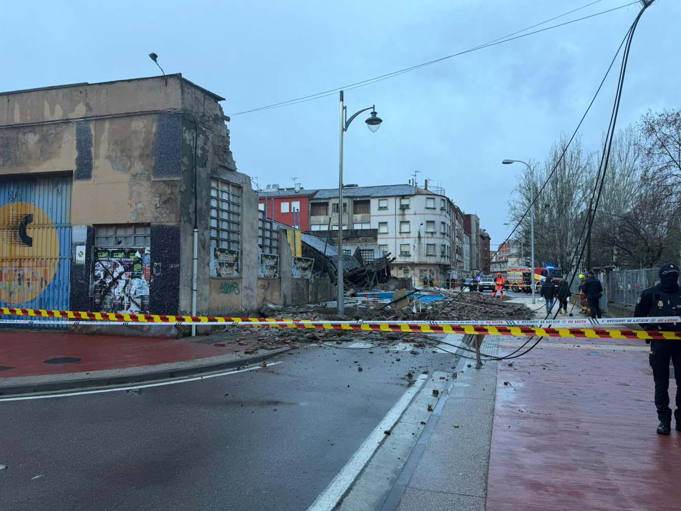 Derrumbe del edificio en el barrio San Ignacio (5)