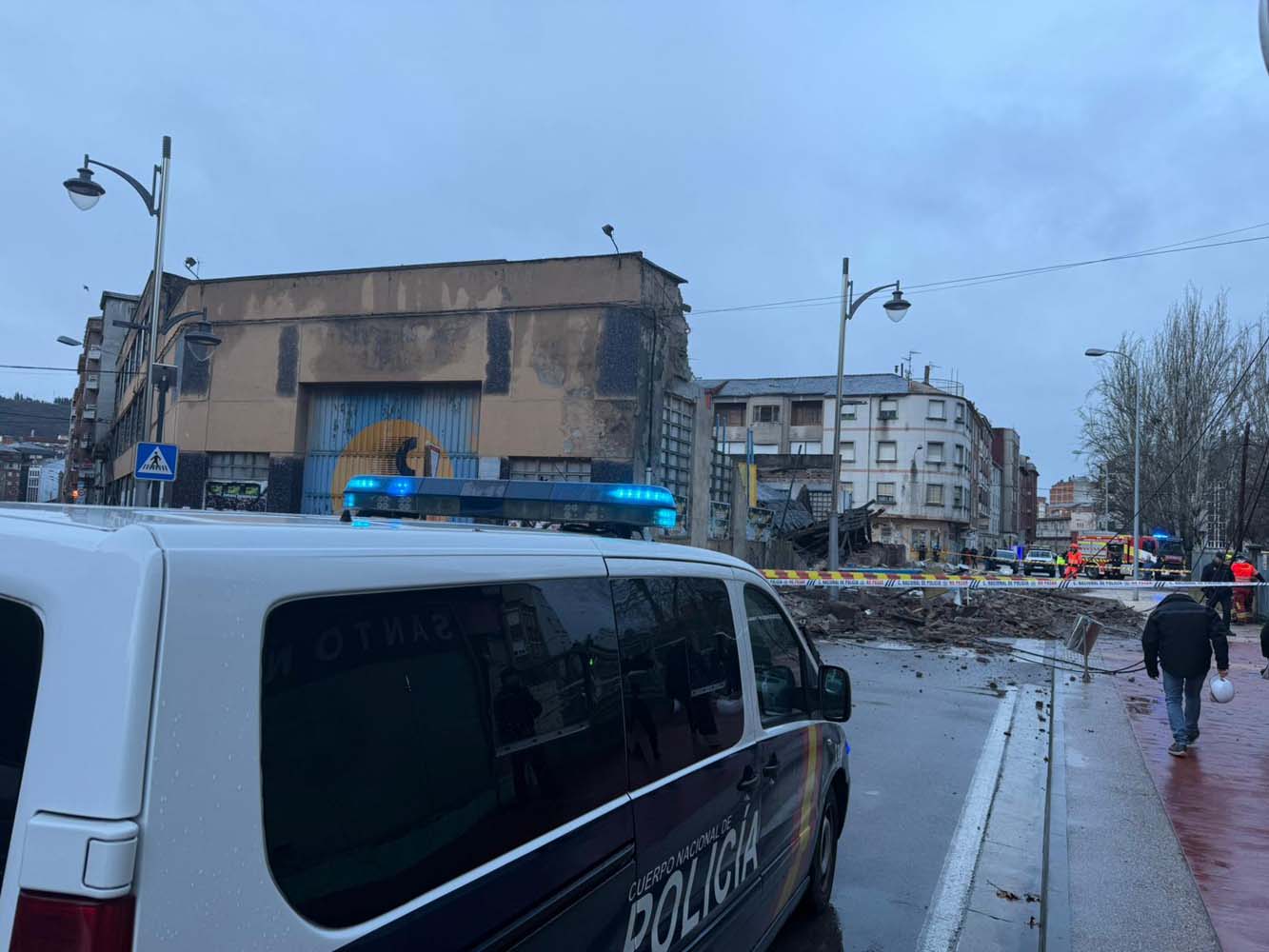 Derrumbe del edificio en el barrio San Ignacio (4)