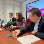Campillo / ICAL . La secretaria general de Unión del Pueblo Leonés, Alicia Gallego, el vicesecretario general, Luis Mariano Santos (D), y el presidente, Carlos J. Salgado (I)