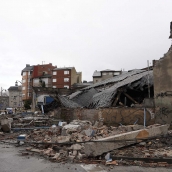 César Sánchez ICAL. Derrumbe del antiguo edificio garaje Garnelo en el centro de Ponferrada