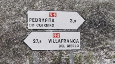 César Sánchez  ICAL. Nieve en la localidad de El Castro, limítrofe con Galicia 