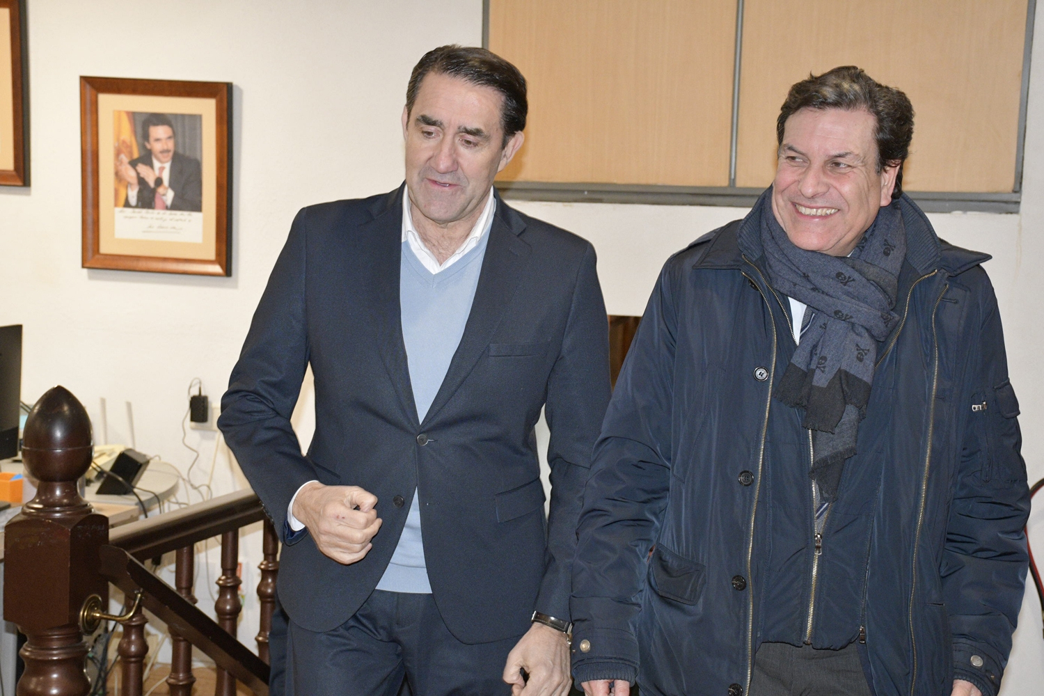 El presidente provincial del Partido Popular, Juan Carlos Suárez Quiñones, acompañado por Carlos Fernández Carriedo, presidente del PP de Palencia (2)