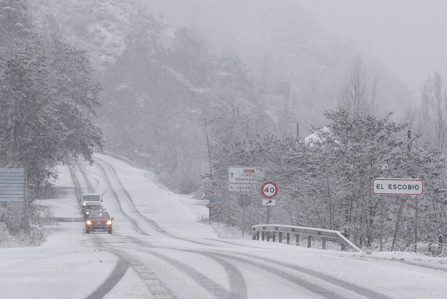 Temporal en El Bierzo por la borrasca Kristin (1)