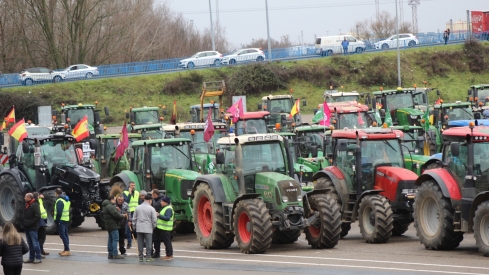 Tractorada contra UE Mercosur en León (4)