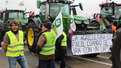 Tractorada contra UE Mercosur en León (25)