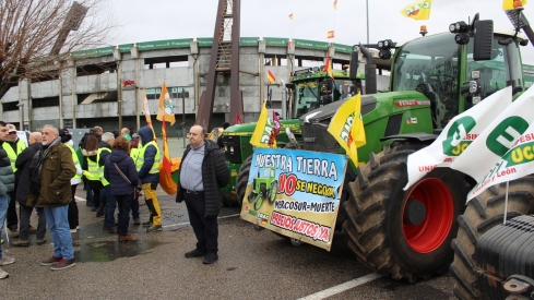 Tractorada contra UE Mercosur en León (30)