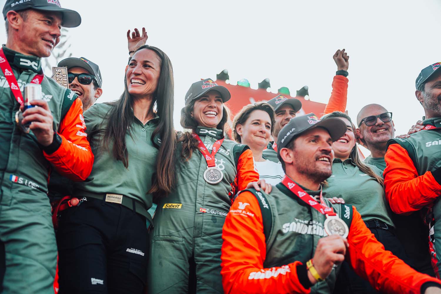 Dacia Sandriders ICAL. La piloto Cristina Gutiérrez culmina su décimo Rally Dakar, el segundo en la categoría reina de coches, con un histórico 11º puesto en la general, el mejor resultado femenino en la clasificaci (4)