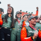 Dacia Sandriders ICAL. La piloto Cristina Gutiérrez culmina su décimo Rally Dakar, el segundo en la categoría reina de coches, con un histórico 11º puesto en la general, el mejor resultado femenino en la clasificaci