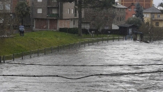 Río Cúa a su paso por Cacabelos