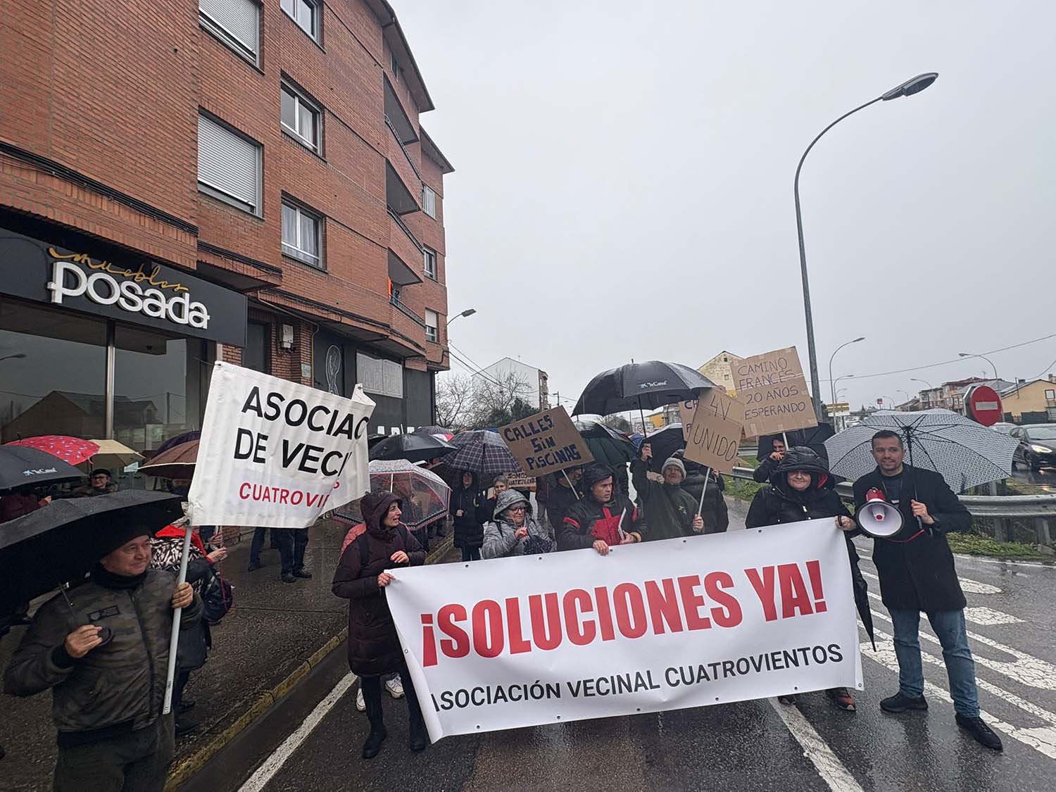 Movilización vecinal en Cuatrovientos (1)