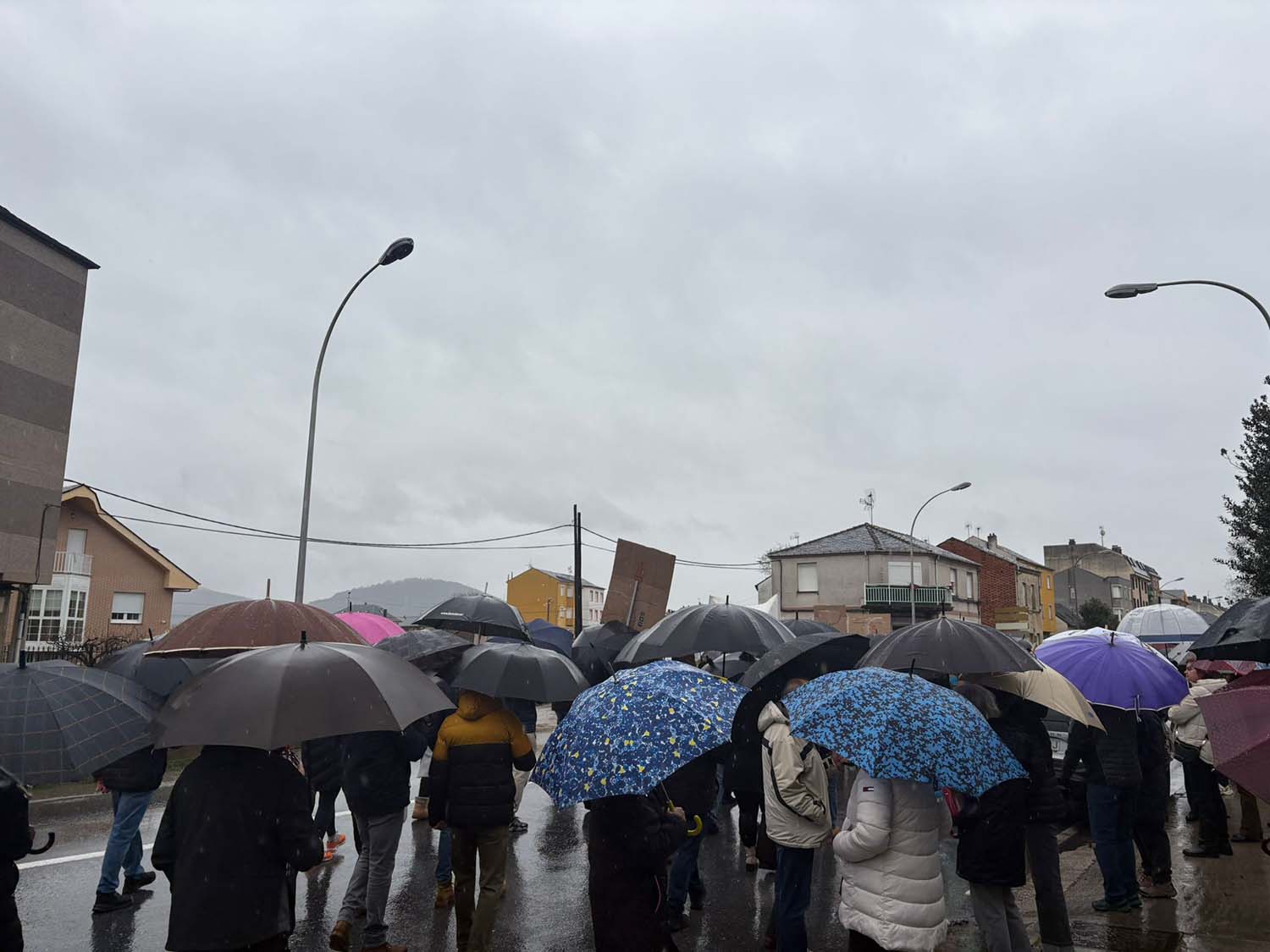 Movilización vecinal en Cuatrovientos (2)