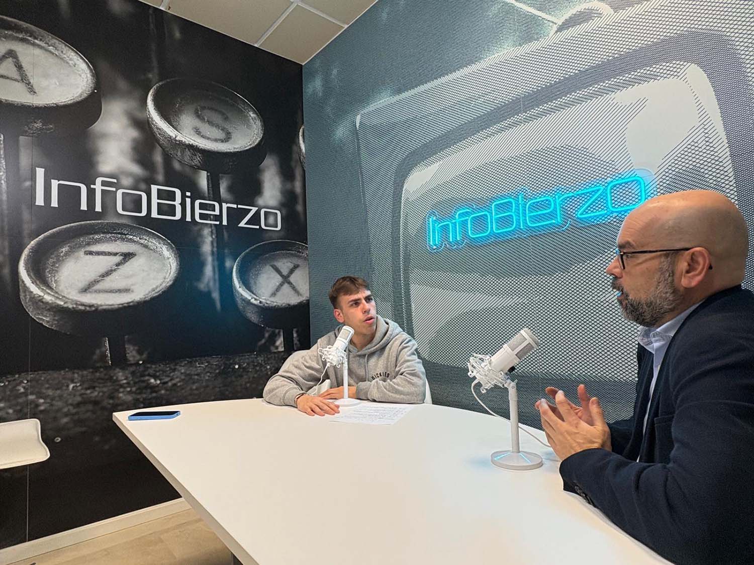 Entrevista a Manuel Álvarez, director de la Fundación Santa Bárbara (1) Entrevista a Manuel Álvarez, director de la Fundación Santa Bárbara (1)