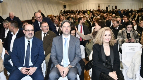 Inicio de la gala del Festival del Botillo de Bembibre 2026 (7)