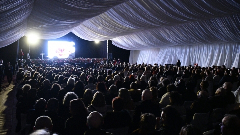 Inicio de la gala del Festival del Botillo de Bembibre 2026 (9)