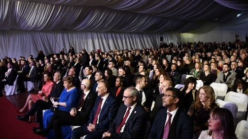 Inicio de la gala del Festival del Botillo de Bembibre 2026 (12)