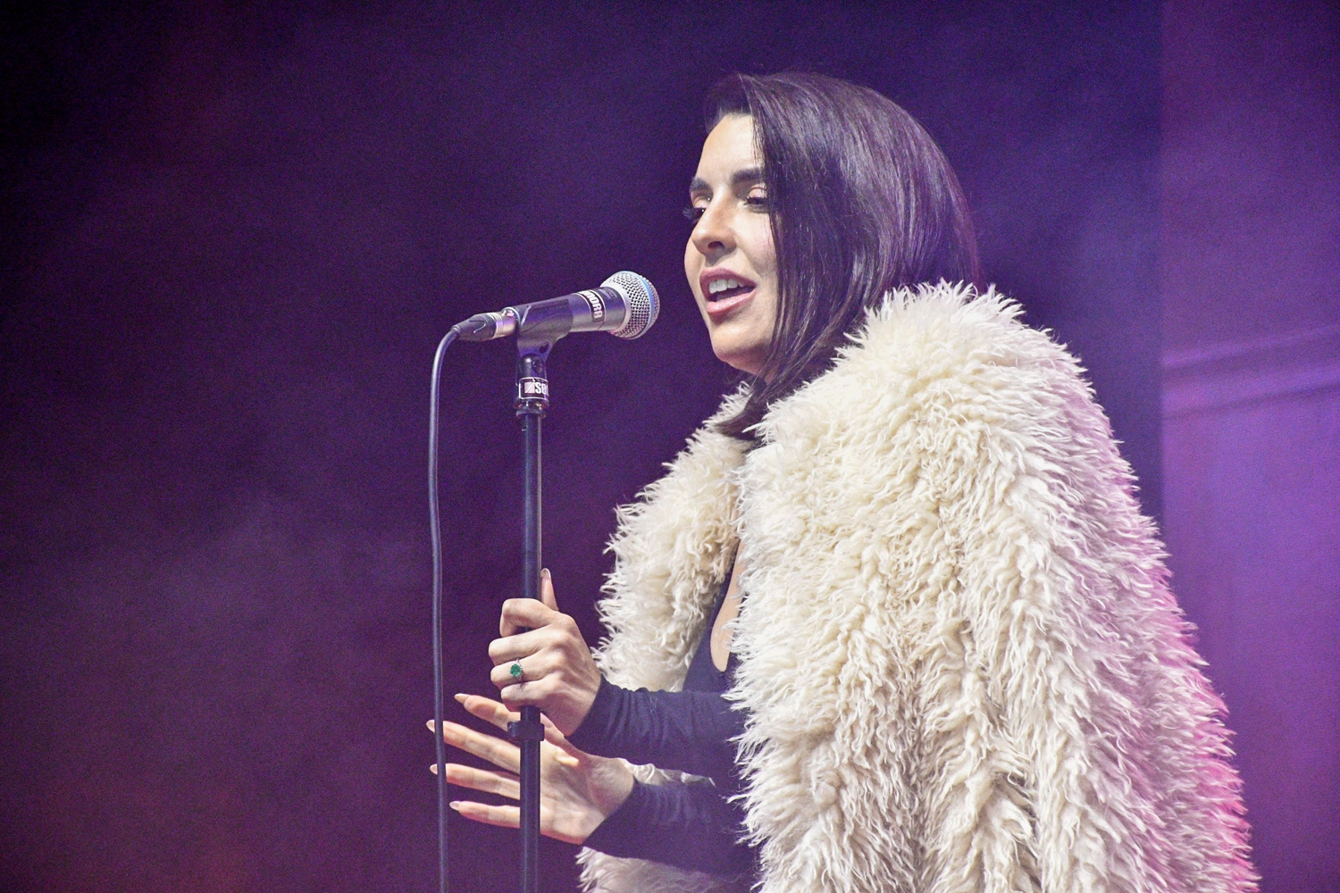 Actuación de Ruth Lorenzo en el Festival del Botillo de Bembibre 2026 (39)