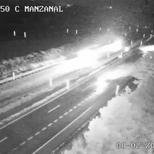Nieve en la A6 en el Puerto del Manzanal