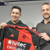 Steven Petkov, «feliz» por «el apoyo» recibido en sus primeras semanas en la Ponferradina Steven Petkov, «feliz» por «el apoyo» recibido en sus primeras semanas en la Ponferradina