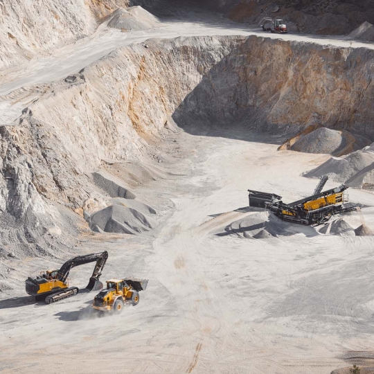 Explotación de pizarra istock Ziga plahutar