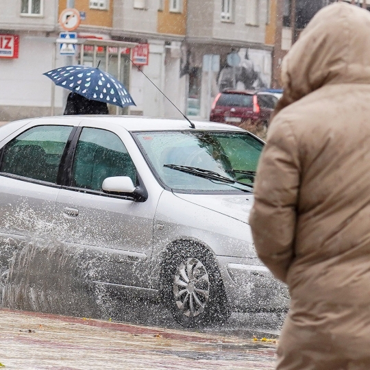 Campillo ICAL. Temporal de viento y lluvia en León