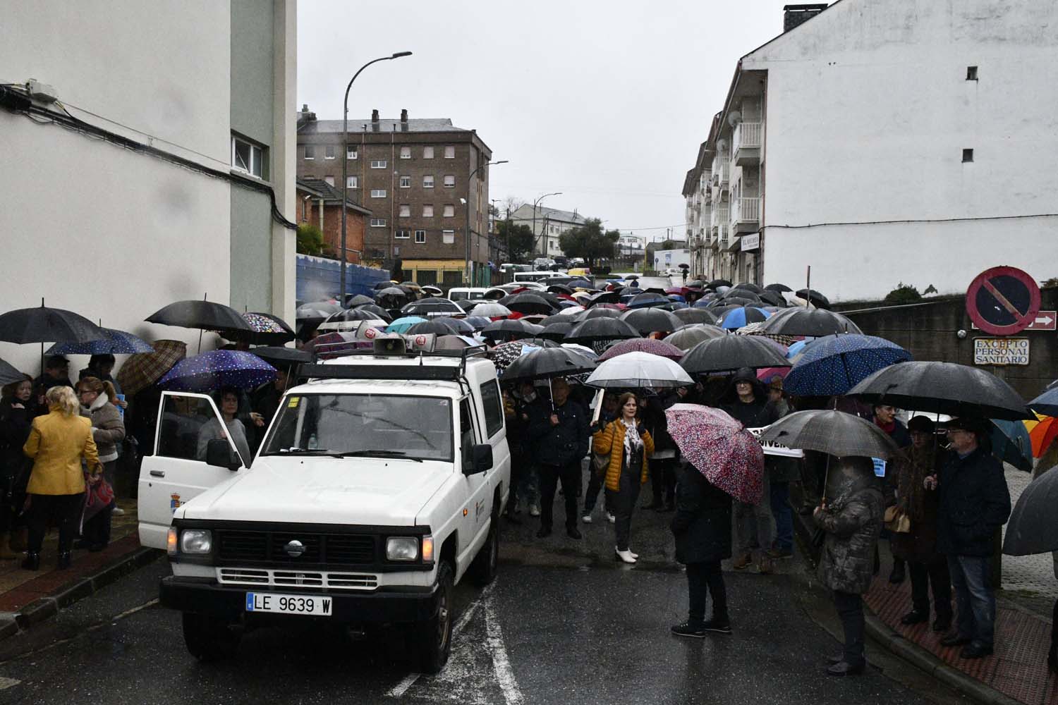 Concentración en Toreno por la falta de médicos allí y en Páramo y Berlanga (4)
