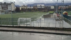 Instalaciones deportivas del Barco en Bembibre anegadas por la crecida del Boeza