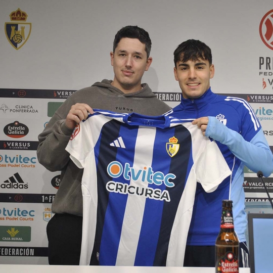 Presentación Koke Iglesias con la Ponferradina.