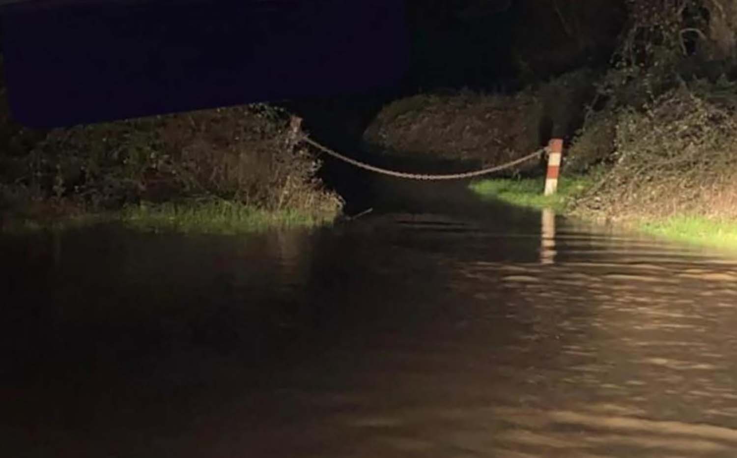 Accesos a Toral de Merayo. Pedáneo de la localidad
