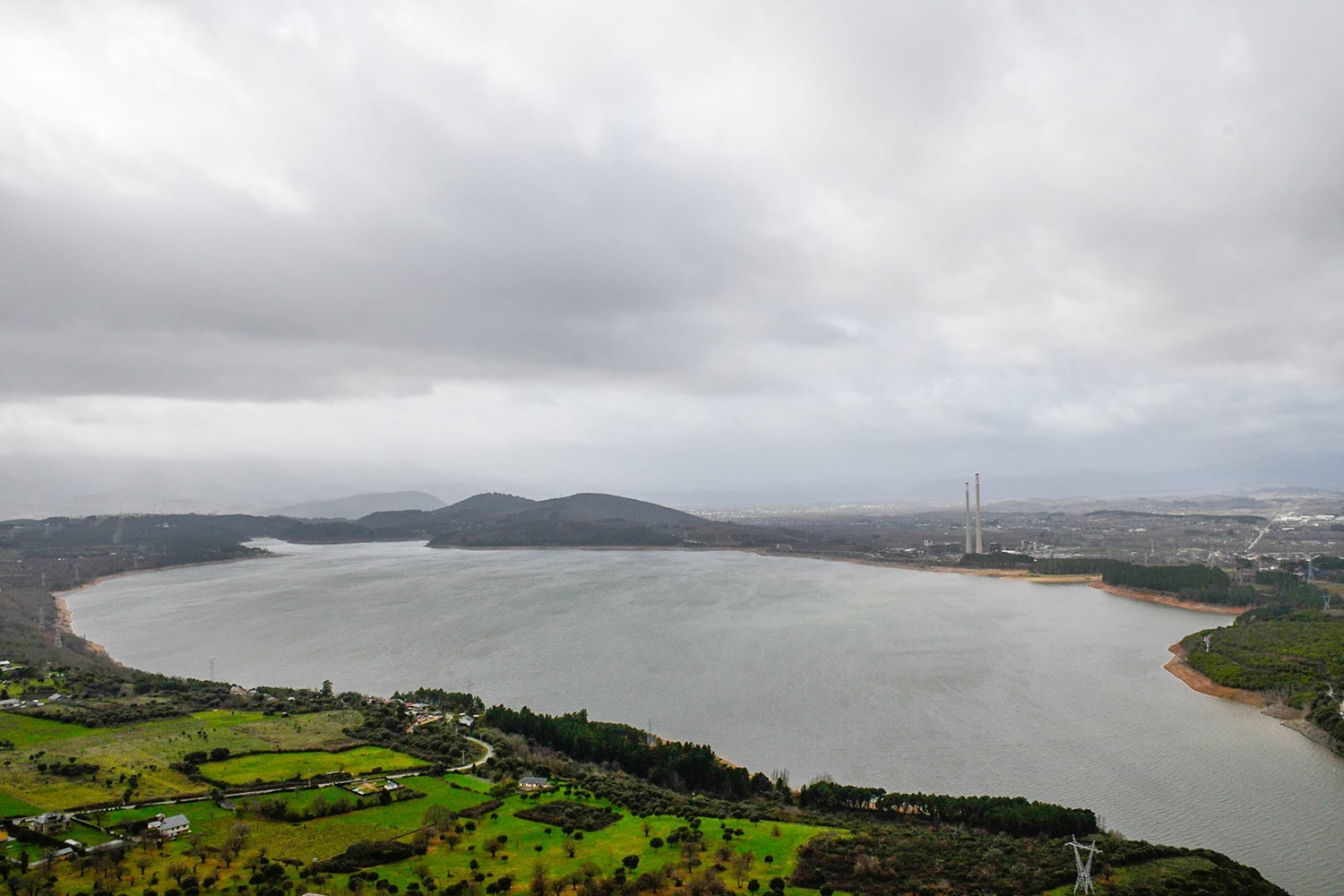 Últimas imágenes de las chimeneas de Compostilla 