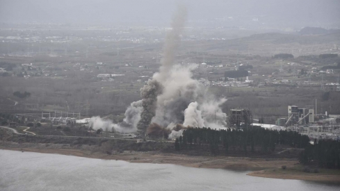 Demolición de las chimeneas de Compostilla Dani Merino (15)