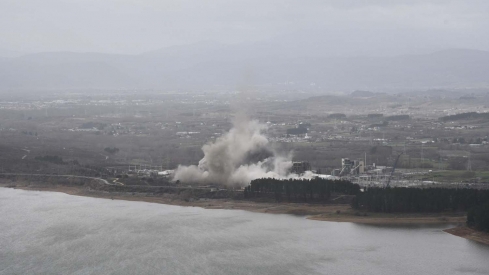 Demolición de las chimeneas de Compostilla Dani Merino (18)