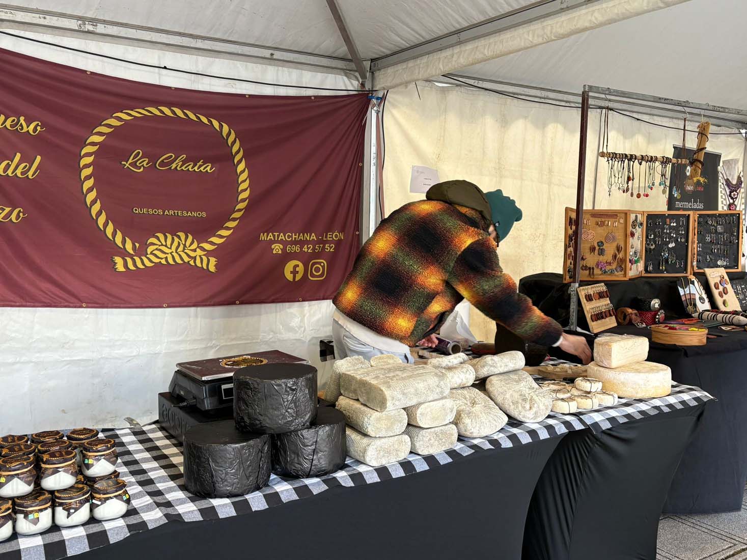 Apertura del Mercado de Invierno de Ponferrada (10)