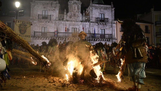 Quema en el Entroido Berciano (75) Quema en el Entroido Berciano (75)