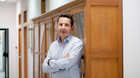 Leticia Pérez / ICAL . El profesor Daniel A. de Luis Román, catedrátrico de Endocrinología y Nutrición de la Universidad de Valladolid Leticia Pérez / ICAL . El profesor Daniel A. de Luis Román, catedrátrico de Endocrinología y Nutrición de la Universidad de Valladolid