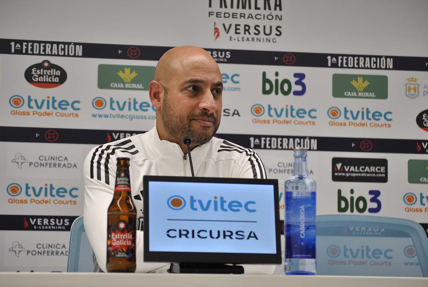 Mehdi Nafti, entrenador de la Deportiva Ponferradina