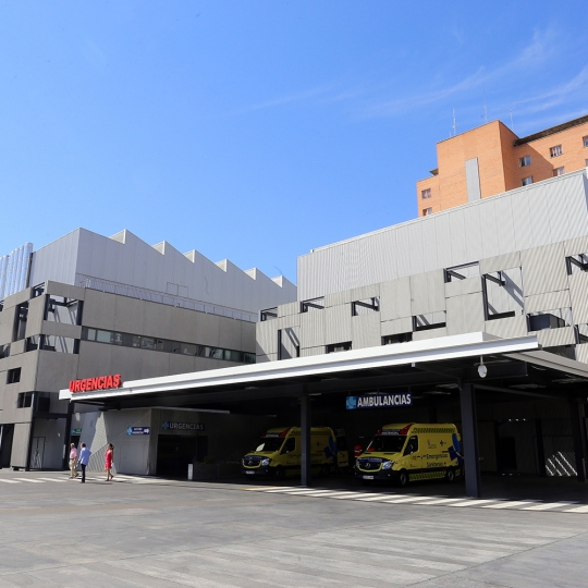 Miriam Chacón / ICAL . Entrada de Urgencias en el Hospital Clínico de Valladolid