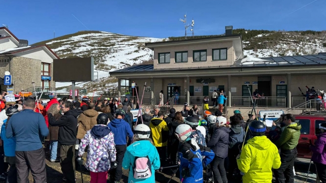 Cacerolada en Leitariegos 