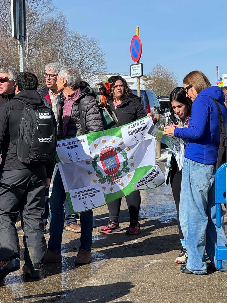 Cacerolada en Leitariegos 