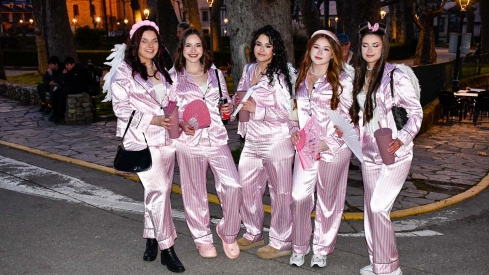 Sábado de piñata en Villafranca (28)