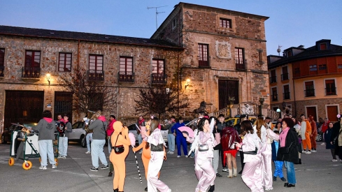 Sábado de piñata en Villafranca (27)