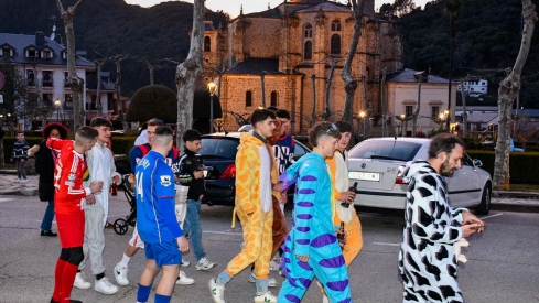 Sábado de piñata en Villafranca (20)