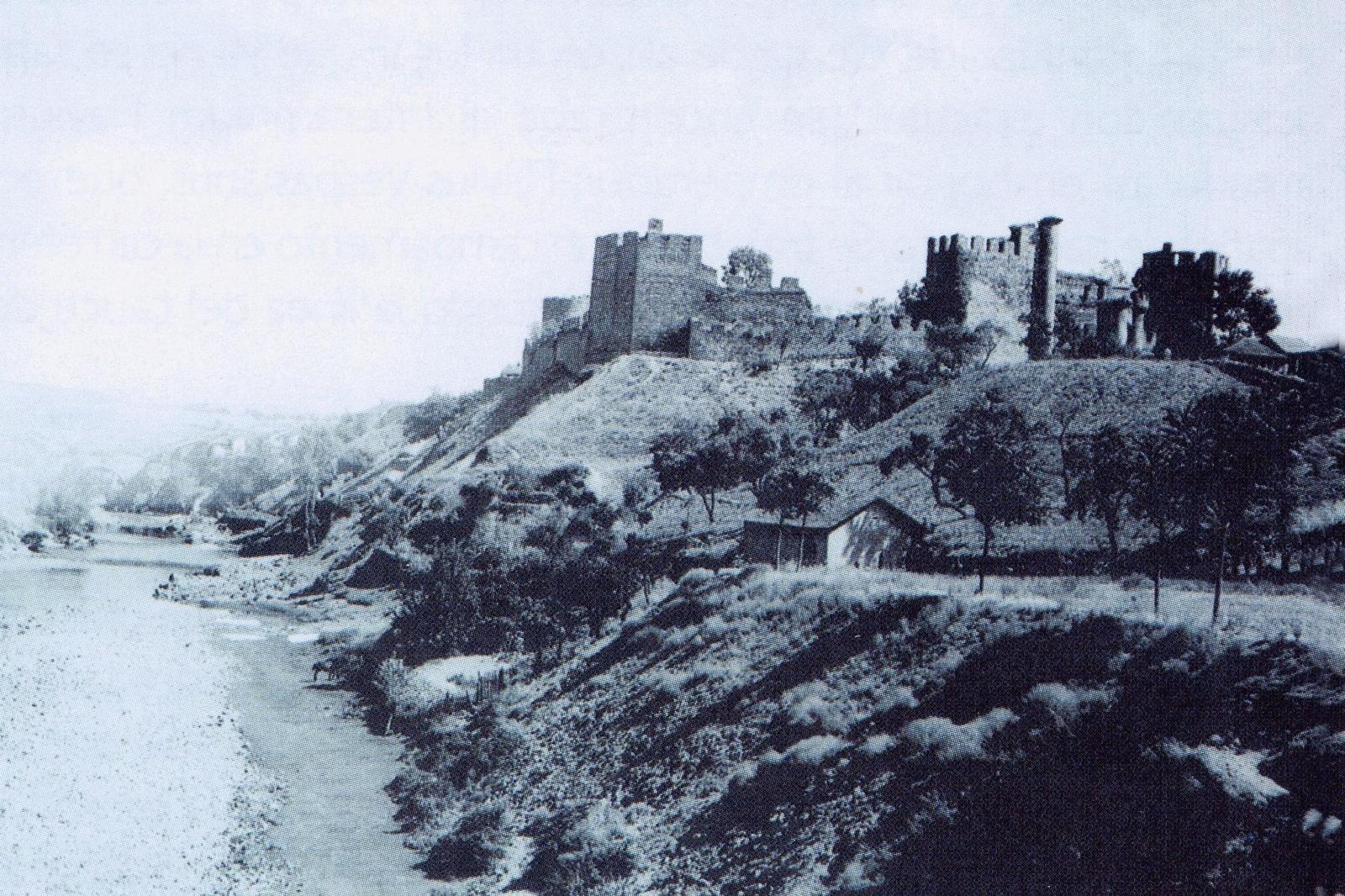 Fotos antiguas del Castillo y el río Sil 