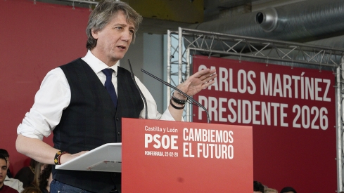 César Sánchez ICAL. El candidato Partido Socialista a la Presidencia de la Junta de Castilla y León, Carlos Martínez, intervienen en un acto público del partido .
