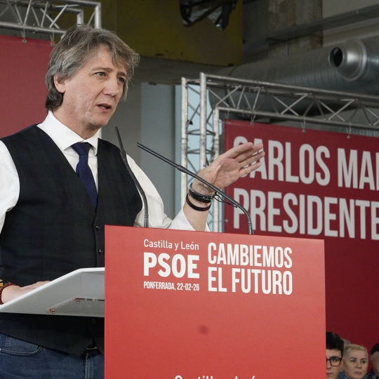 César Sánchez ICAL. El candidato Partido Socialista a la Presidencia de la Junta de Castilla y León, Carlos Martínez, intervienen en un acto público del partido .