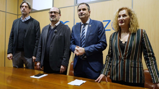 César Sánchez ICAL. El coordinador en Ponferrada de Partido Popular en León, Marco Morala (2I), junto al candidato a las Cortes, Neftalí Fernández (2D), la diputada nacional, Silvia Franco, y el senador por León, Jorge César Sánchez ICAL. El coordinador en Ponferrada de Partido Popular en León, Marco Morala (2I), junto al candidato a las Cortes, Neftalí Fernández (2D), la diputada nacional, Silvia Franco, y el senador por León, Jorge