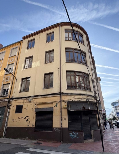 Edificios en ruina en Ponferrada (1)