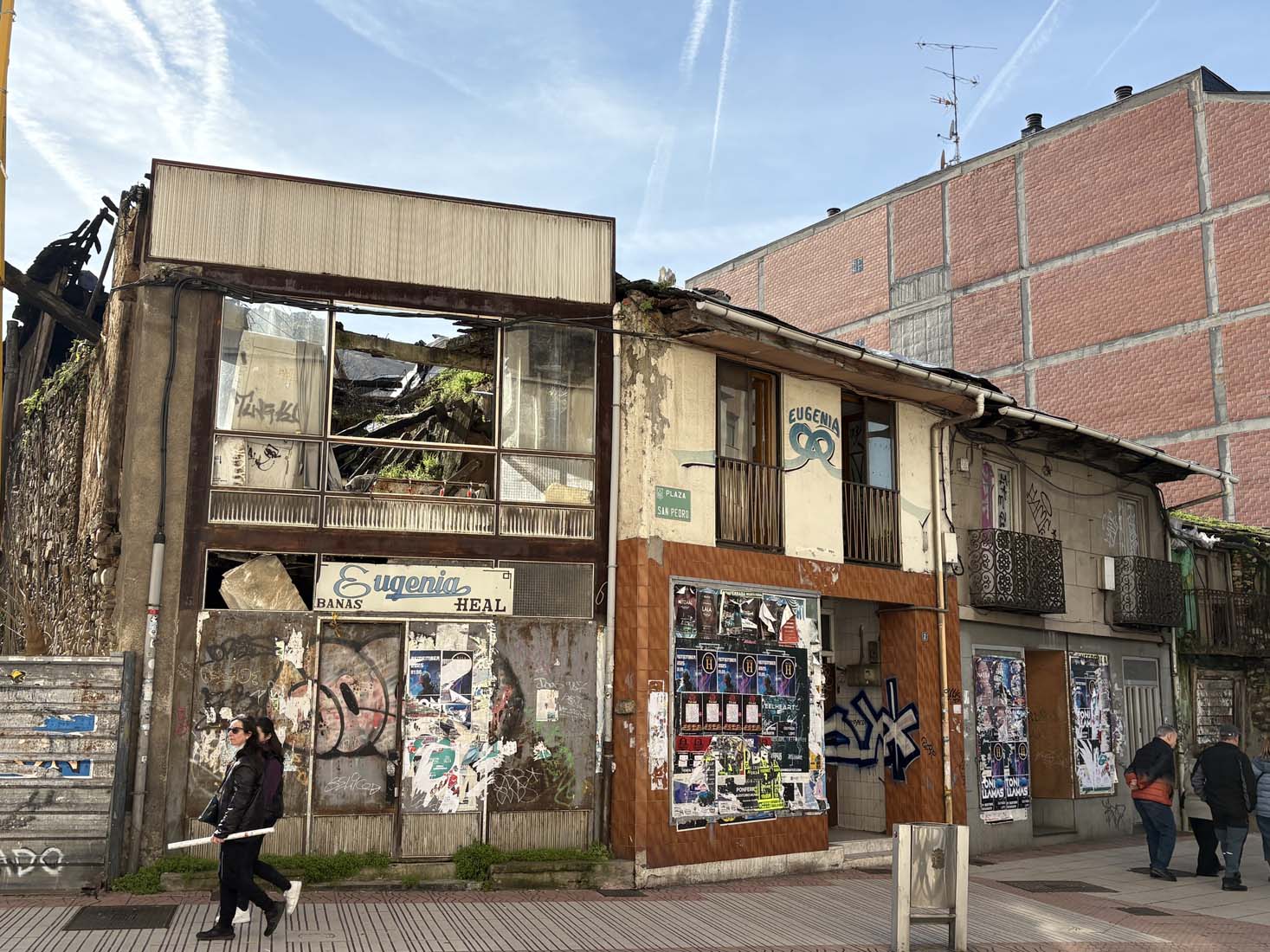 Edificios en ruina en Ponferrada (3)