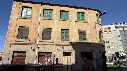 Edificios en ruina en Ponferrada (20)